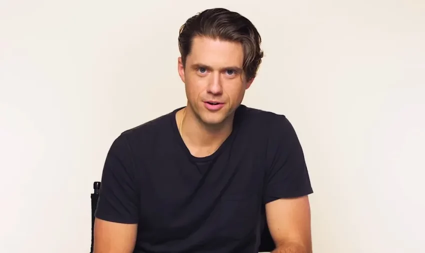 Aaron Tveit